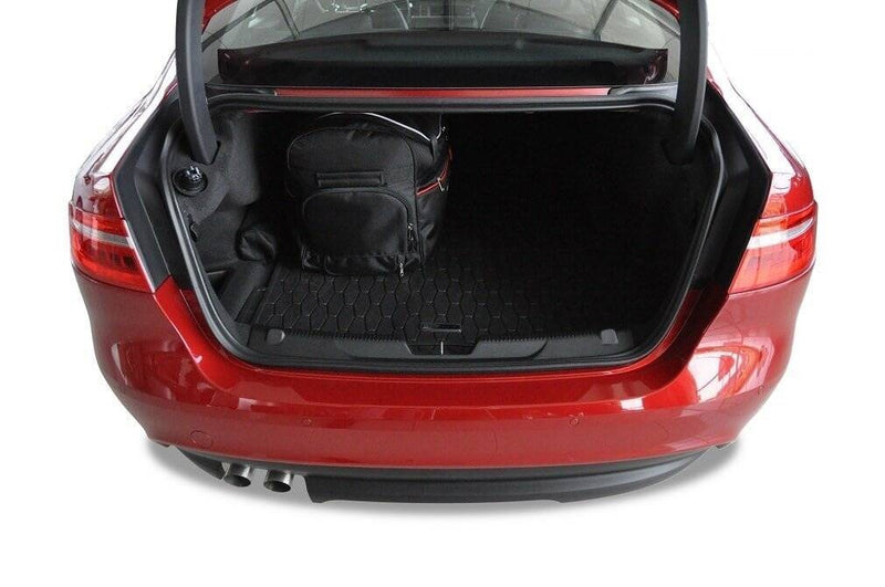 Kjust reistassenset geschikt voor Jaguar XE Sedan (2014-2024)