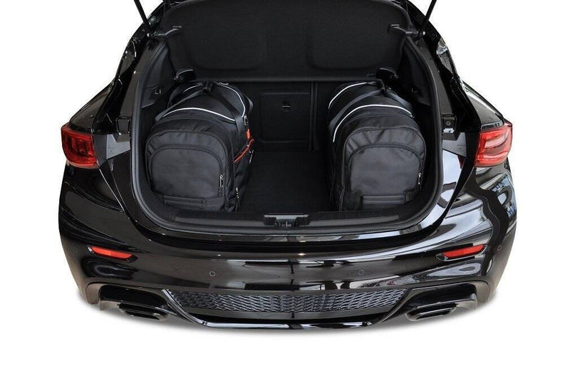 Kjust reistassenset geschikt voor Infiniti Q30 (2015-2020)