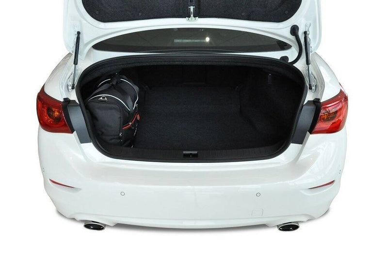 Kjust reistassenset geschikt voor Infiniti Q50 Sedan (2013-2020)