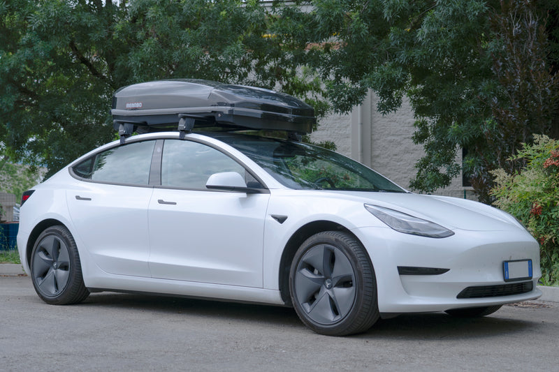 Menabo Tesla Model 3